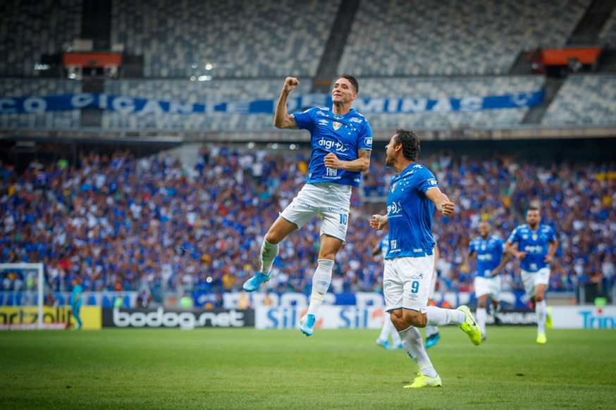 Cruzeiro 1x0 Atlético - Primeiro Clássico no Mineirão